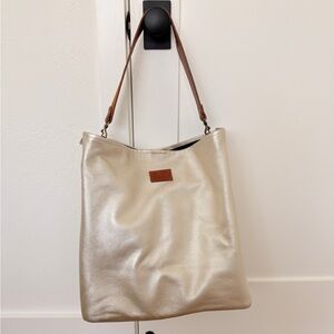 Platinum XL “Jane” Tote by Parker Thatch
